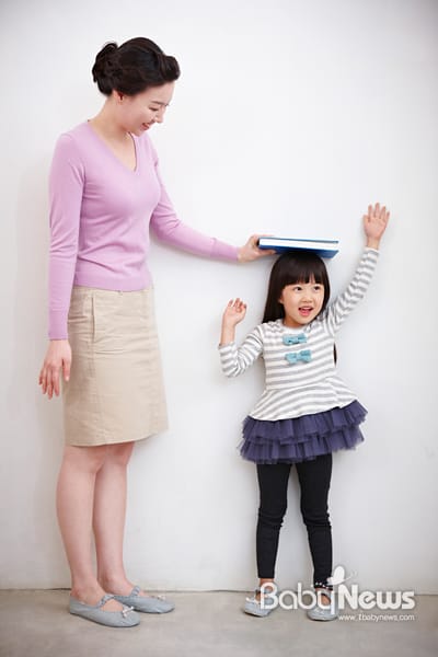 일생 중 키가 가장 많이 자라는 만 3세 이전의 키성장에 대해 관심을 가질 필요가 있다. ⓒ베이비뉴스